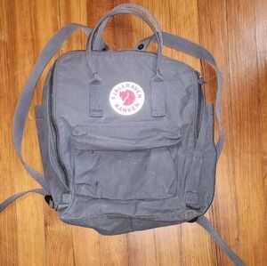 Fjallraven Kånken Charcoal Backpack